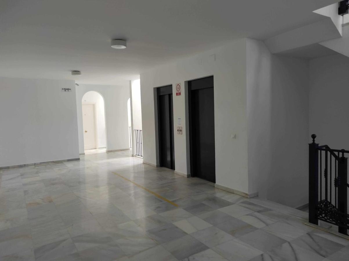 Apartamento Centrico Con Garaje Y Cercano A La Pl Zahara de los Atunes Exteriör bild