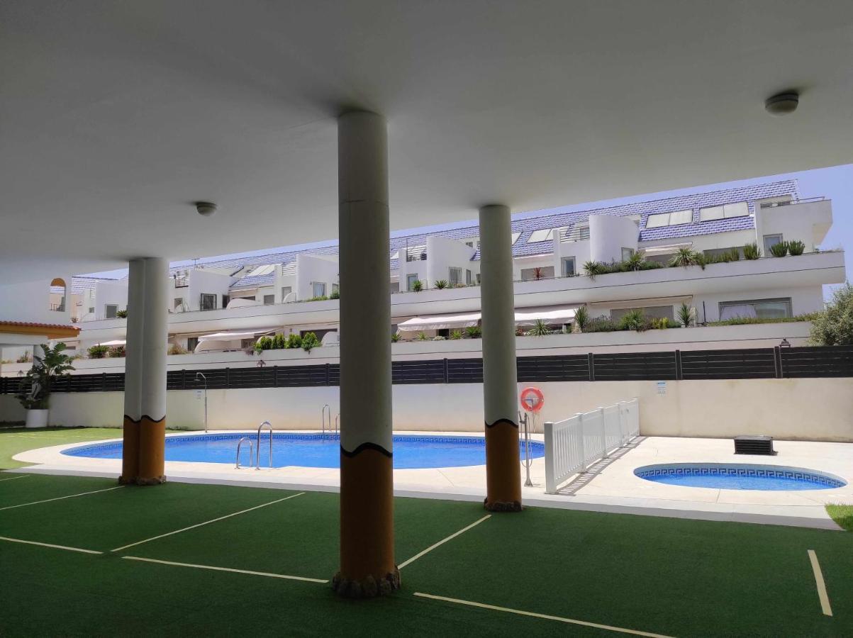 Apartamento Centrico Con Garaje Y Cercano A La Pl Zahara de los Atunes Exteriör bild